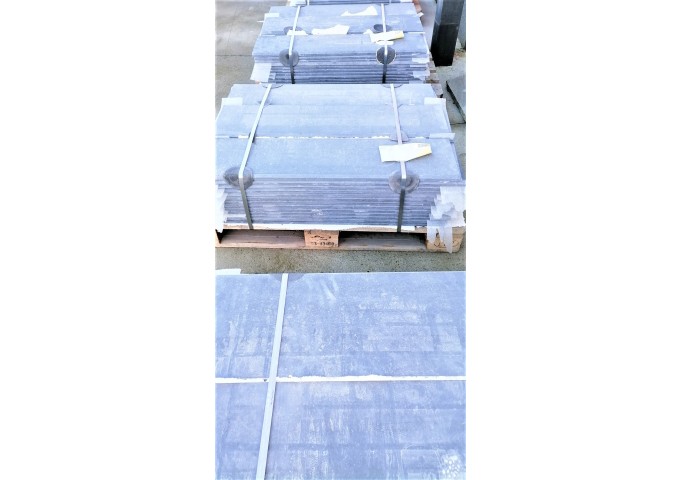 Sous.bassement.Plinthe 100x60x2cm en pierre bleue belge pièce