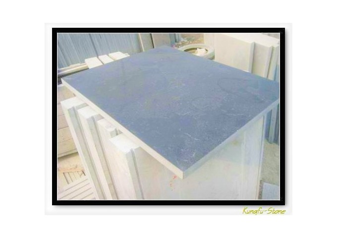 Carrelage . Dalle 40x40x2.5cm en pierre bleue chinois poncé et scié pièce